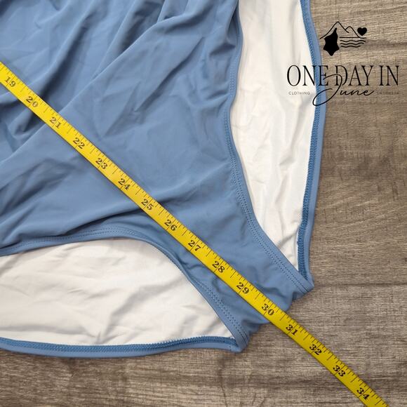 Eomenie Cross Front Cut Out One Piece Swimsuit Size 2XL - Picture 6 of 7